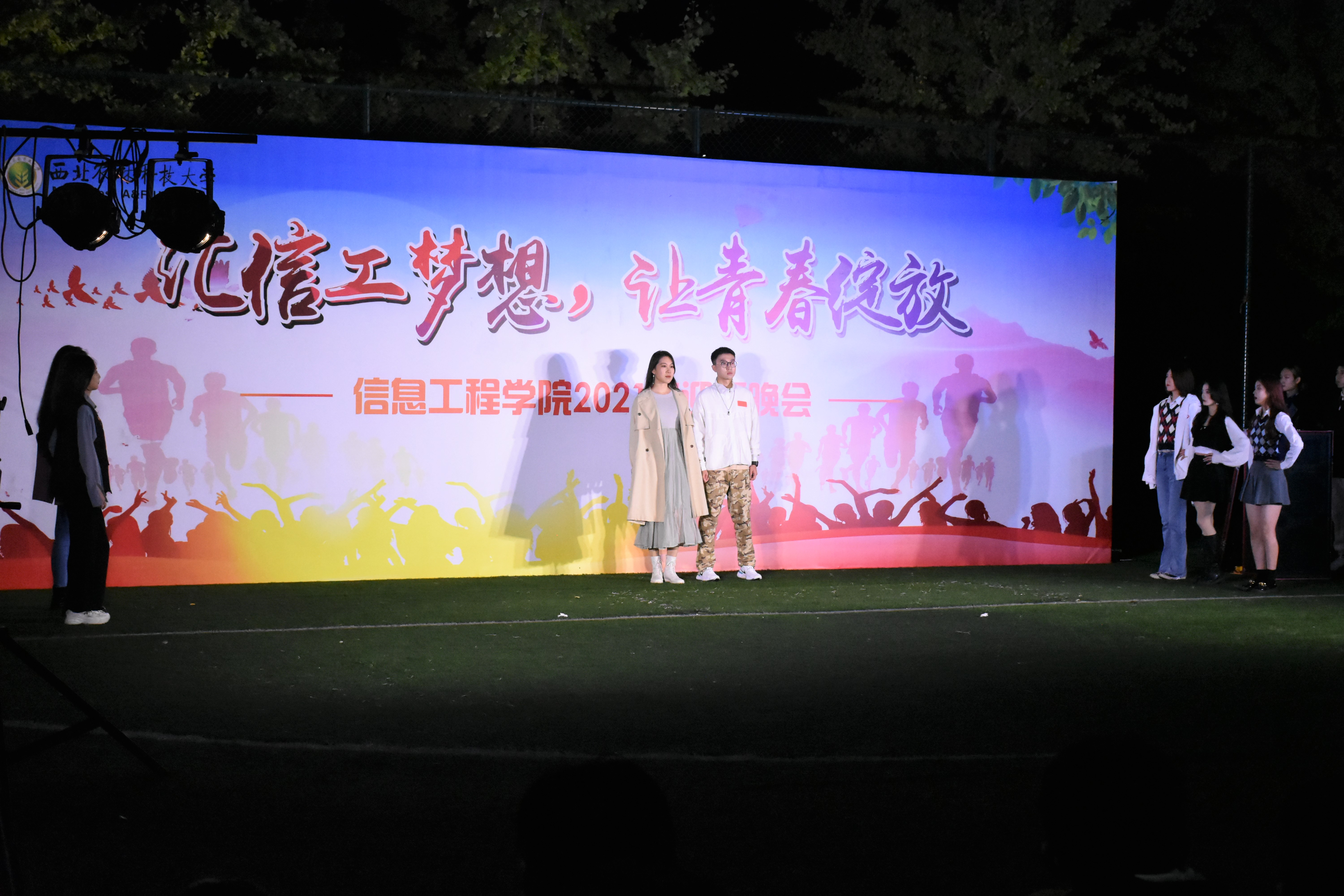 f701982fe0fa4b46b2f06033aba536c2.jpg